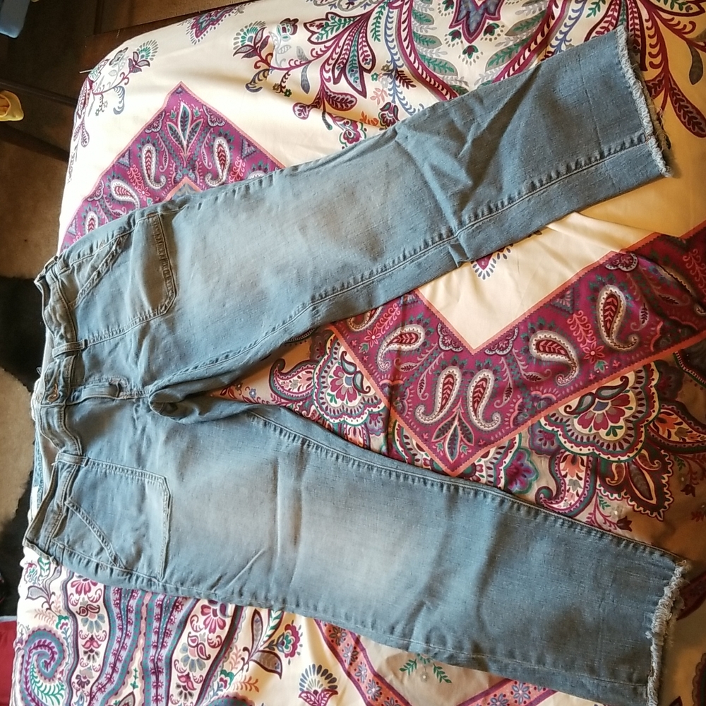 Torrid Boyfriend Crop Jeans